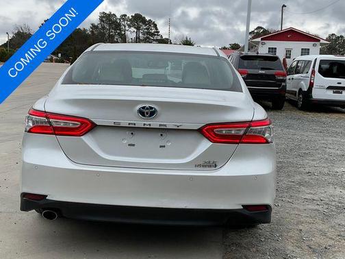 2018 Toyota Camry Hybrid XLE