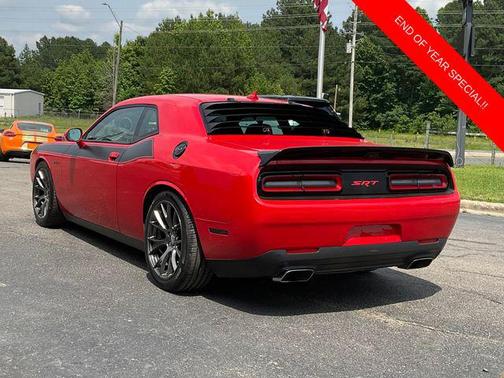 2015 Dodge Challenger SRT 392