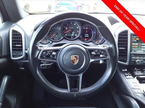 2016 Porsche Cayenne Cayenne