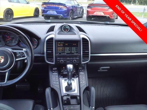 2016 Porsche Cayenne Cayenne