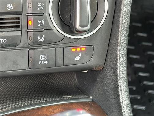 2016 Audi Q3 2.0T Premium Plus