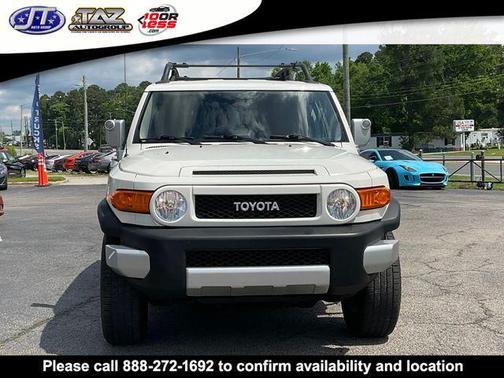 2014 Toyota FJ Cruiser Base