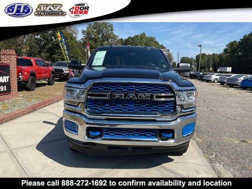 2022 RAM 2500 Tradesman Crew Cab 4x4 6'4' Box