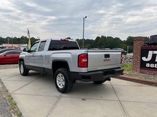 Quicksilver Metallic 2017 GMC Sierra 1500 SLE