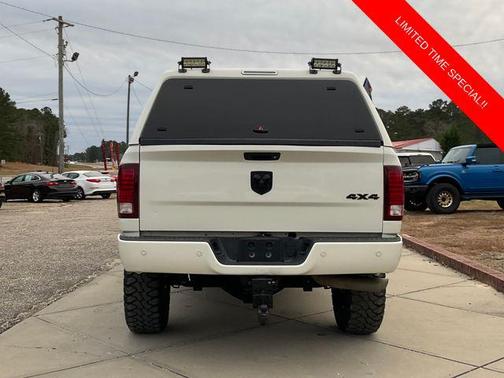 2018 RAM 2500 Laramie Crew Cab 4x4 6'4' Box