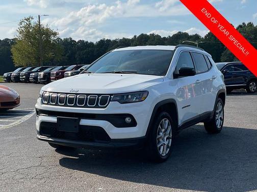 2022 Jeep Compass Latitude Lux