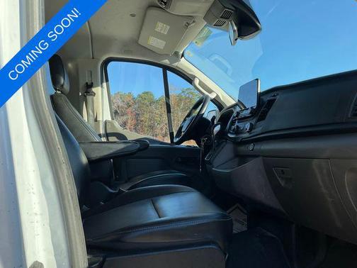 2020 Ford Transit-150 XL
