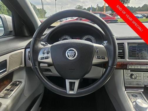 2009 Jaguar XF Luxury