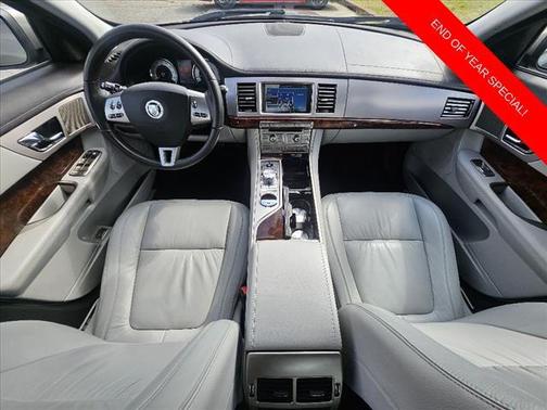 2009 Jaguar XF Luxury