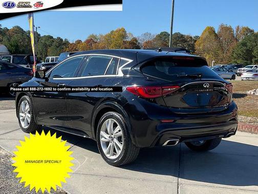 2017 INFINITI QX30 Base