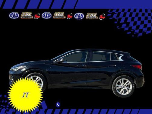 2017 INFINITI QX30 Base