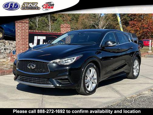 2017 INFINITI QX30 Base