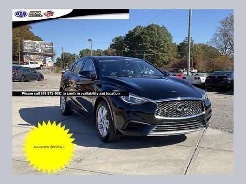 2017 INFINITI QX30 Base