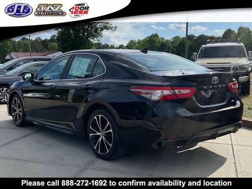 2019 Toyota Camry SE