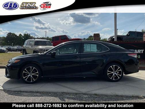 2019 Toyota Camry SE