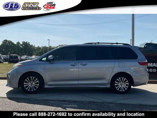 2018 Toyota Sienna XLE