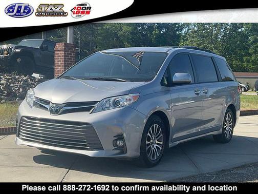 2018 Toyota Sienna XLE