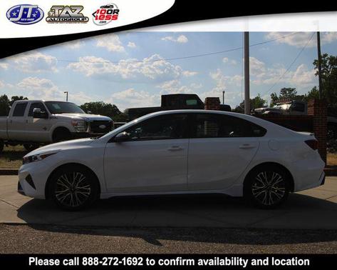 Snow White Pearl 2023 Kia Forte GT-Line