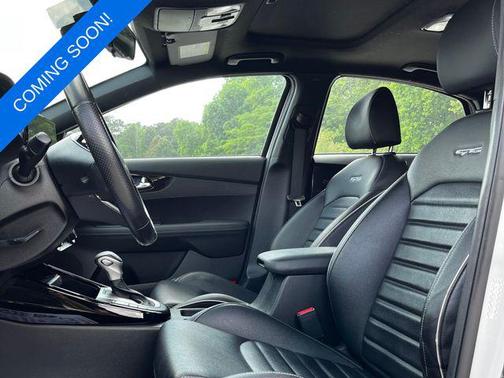 Snow White Pearl 2023 Kia Forte GT-Line