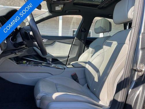 2022 Audi A4 45 S line Premium Plus