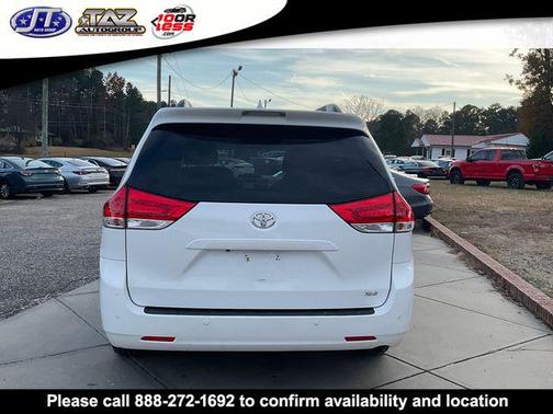2014 Toyota Sienna XLE