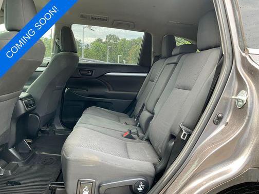 Predawn Gray Mica 2019 Toyota Highlander LE I4