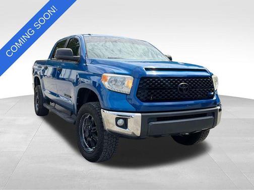 Blazing Blue 2017 Toyota Tundra SR5