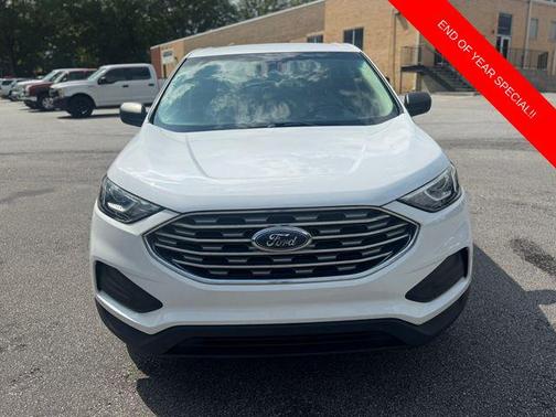 2020 Ford Edge SE