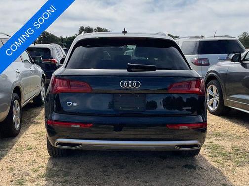 Black Metallic 2019 Audi Q5 2.0T Premium Plus