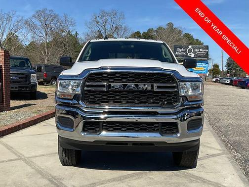 2020 RAM 2500 Tradesman Crew Cab 4X4 6'4' Box