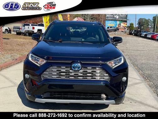 2020 Toyota RAV4 Hybrid SE