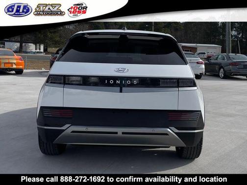 2024 Hyundai IONIQ 5 SE