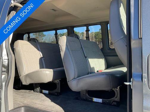 2017 Chevrolet Express 3500 LT