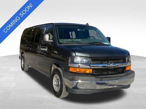 2017 Chevrolet Express 3500 LT