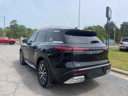 Mineral Black 2022 INFINITI QX60 SENSORY