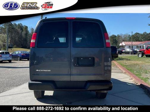 2017 Chevrolet Express 2500 LS