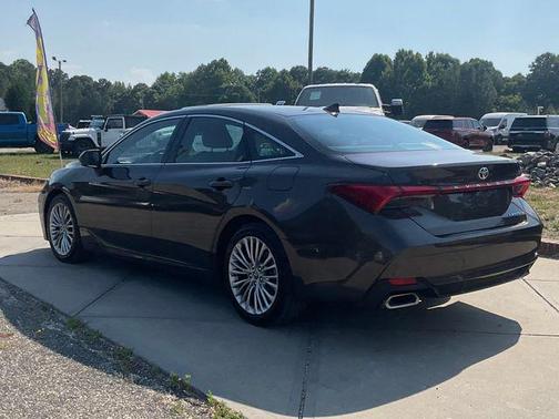 Brownstone 2019 Toyota Avalon Limited