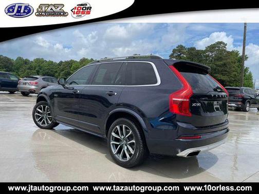 Magic Blue Metallic 2017 Volvo XC90 T6 Momentum