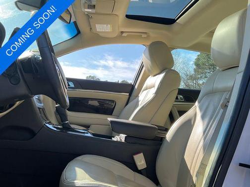 2013 Lincoln MKS Base