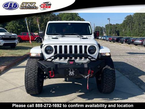 Bright White Clearcoat 2022 Jeep Wrangler Unlimited Sahara