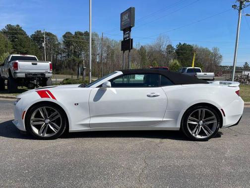 Summit White 2018 Chevrolet Camaro 2SS