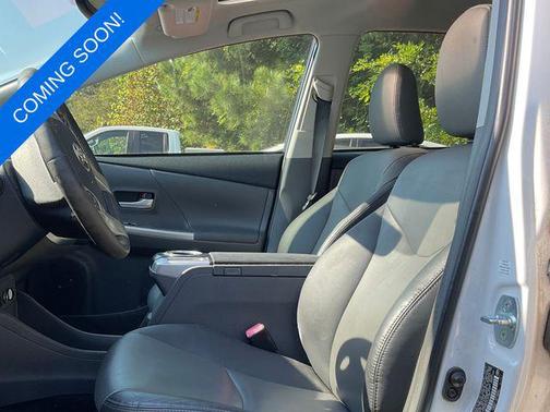 2013 Toyota Prius v Two