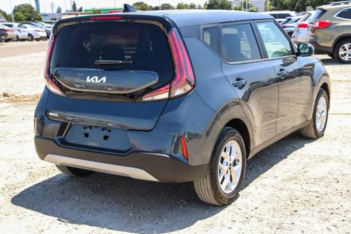 2024 Kia Soul LX