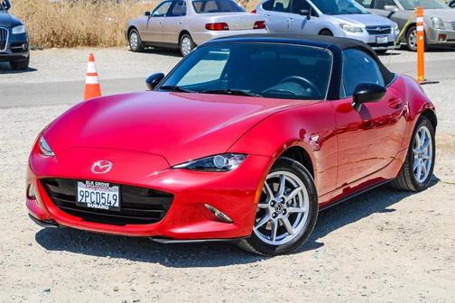 2016 Mazda MX-5 Miata Sport