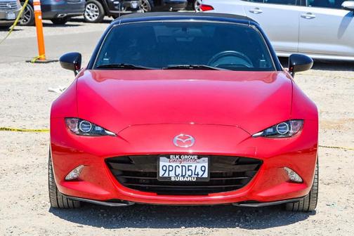 2016 Mazda MX-5 Miata Sport