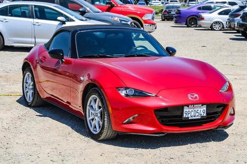 2016 Mazda MX-5 Miata Sport