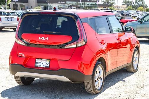 2023 Kia Soul LX