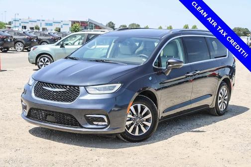 2021 Chrysler Pacifica Hybrid Touring L