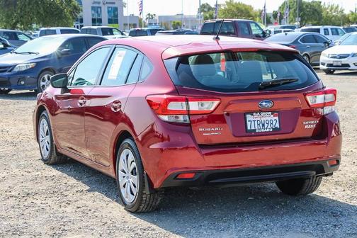 2017 Subaru Impreza 2.0i