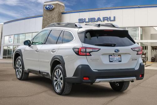 2025 Subaru Outback Touring XT